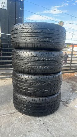 Used tires 265/40/22