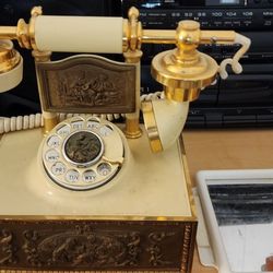 Deco- Tel Victorian Style Rotary Dial Phone