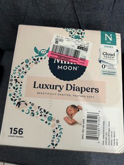 Moon Luxury Diapers Size Newborn 156 Count