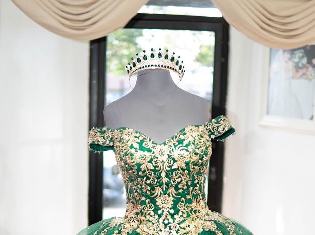 QuinceaƱera Dress