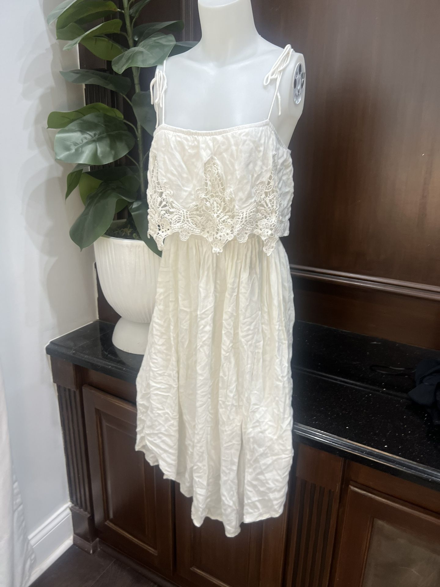 Volcom white sundress, strapless size large