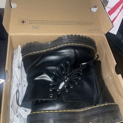 Dr Martens