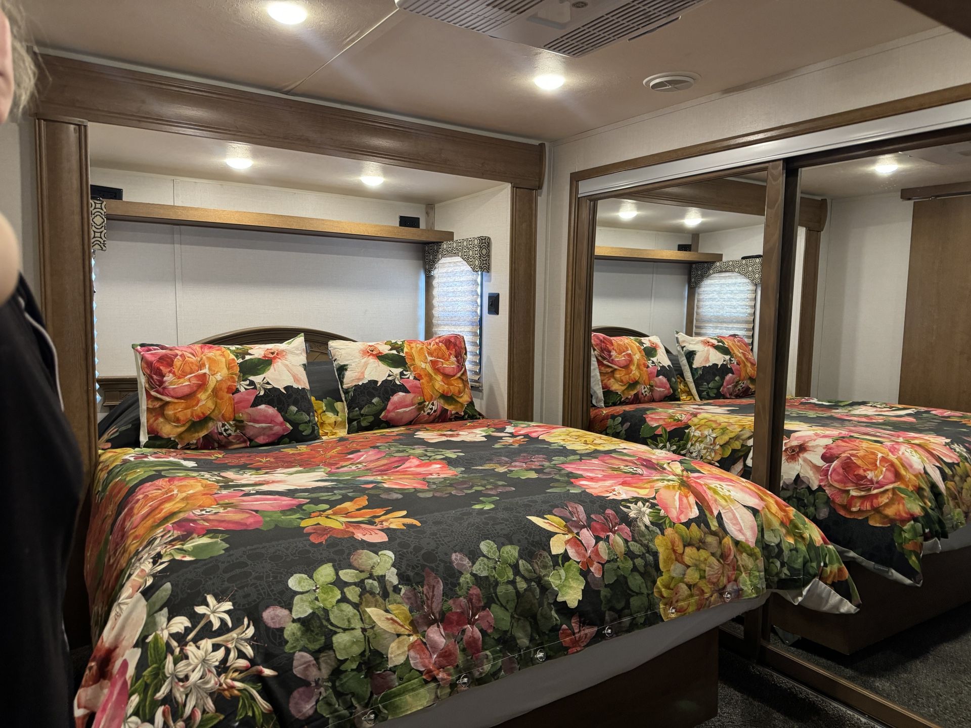 2022 40ft Fifth Wheel Recreation By Design