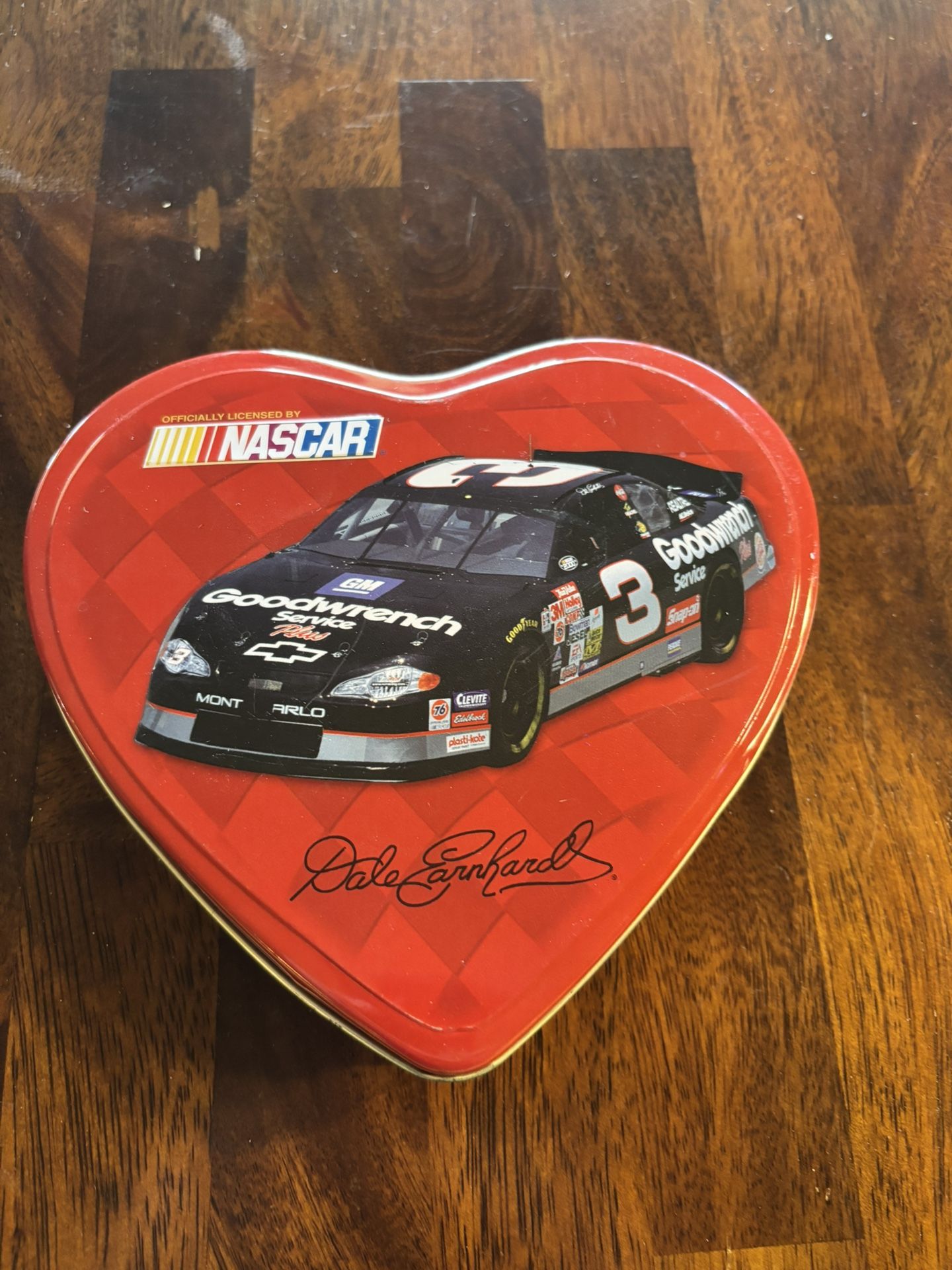 Dale Earnhardt Heart Shaped Collectible Tin 2004 Valentine's Day NASCAR Racing