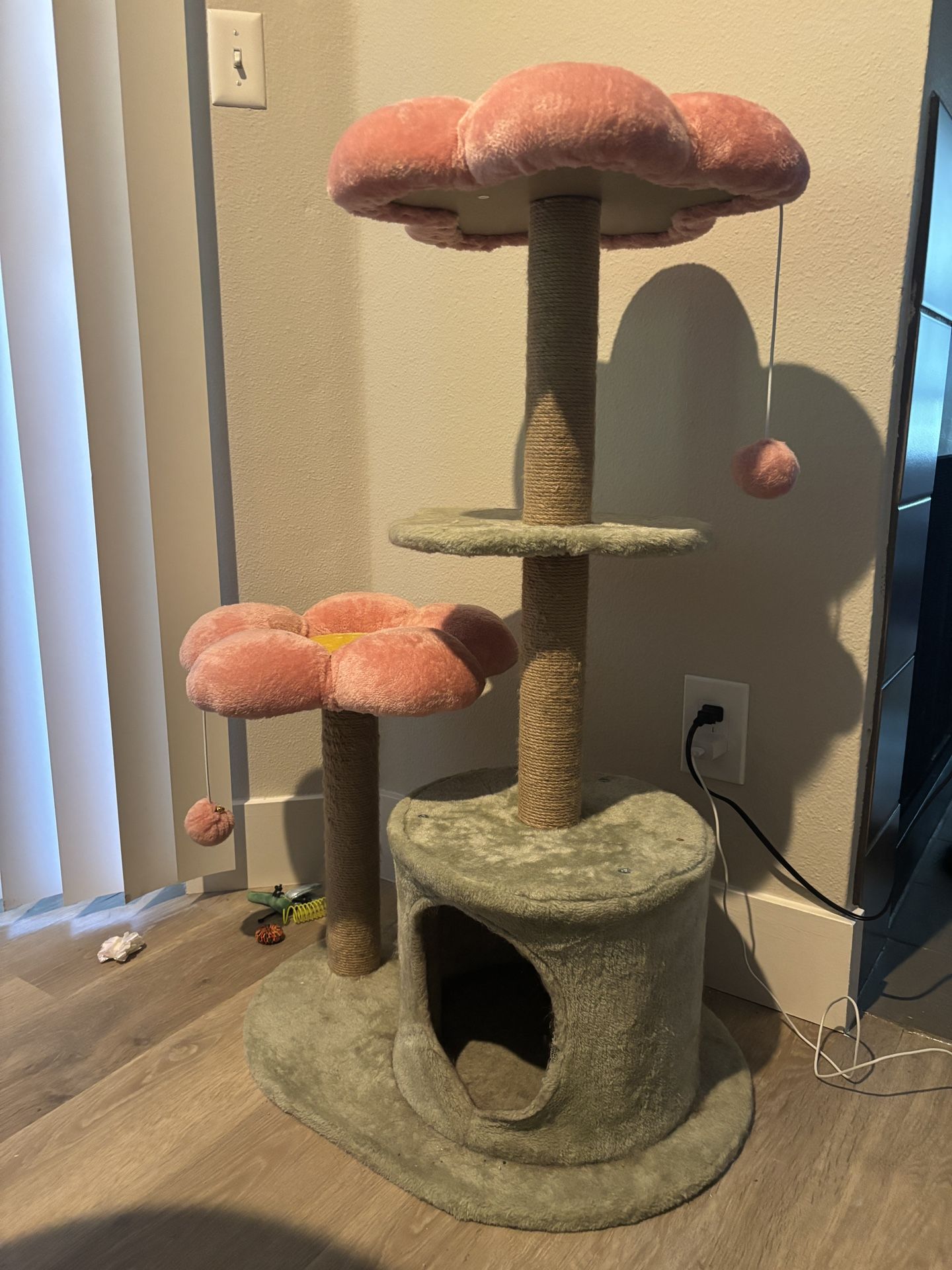 Flower Cat Tree
