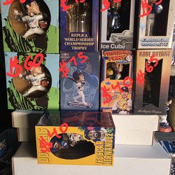 Dodgers bobble heads