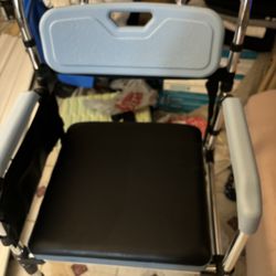 Toilet Chair W Wheels