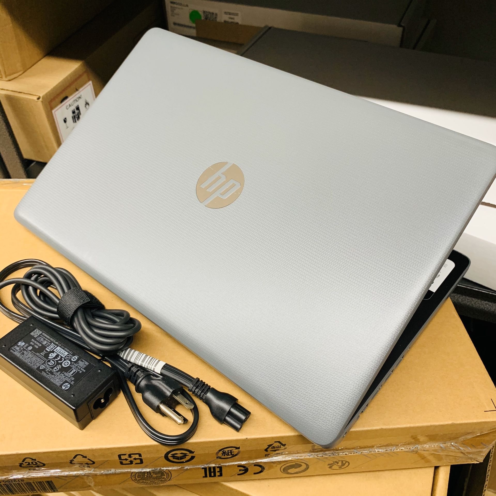 HP 15-db0051od Ryzen 3 2200U Dual-Core 2.5GHz 8GB 1TB 15.6" LED Notebook W10H w/Cam & BT (Gray)