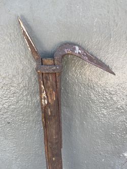Vintage 57” Whale/Fishing Spear Harpoon Wood Handle With Metal Spike/hook  $100 Fremont Pickup for Sale in Fremont, CA - OfferUp