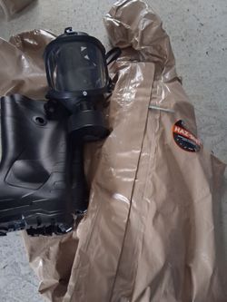 Cheap Ww3 Hazmat Suit ,mask boots and gloves