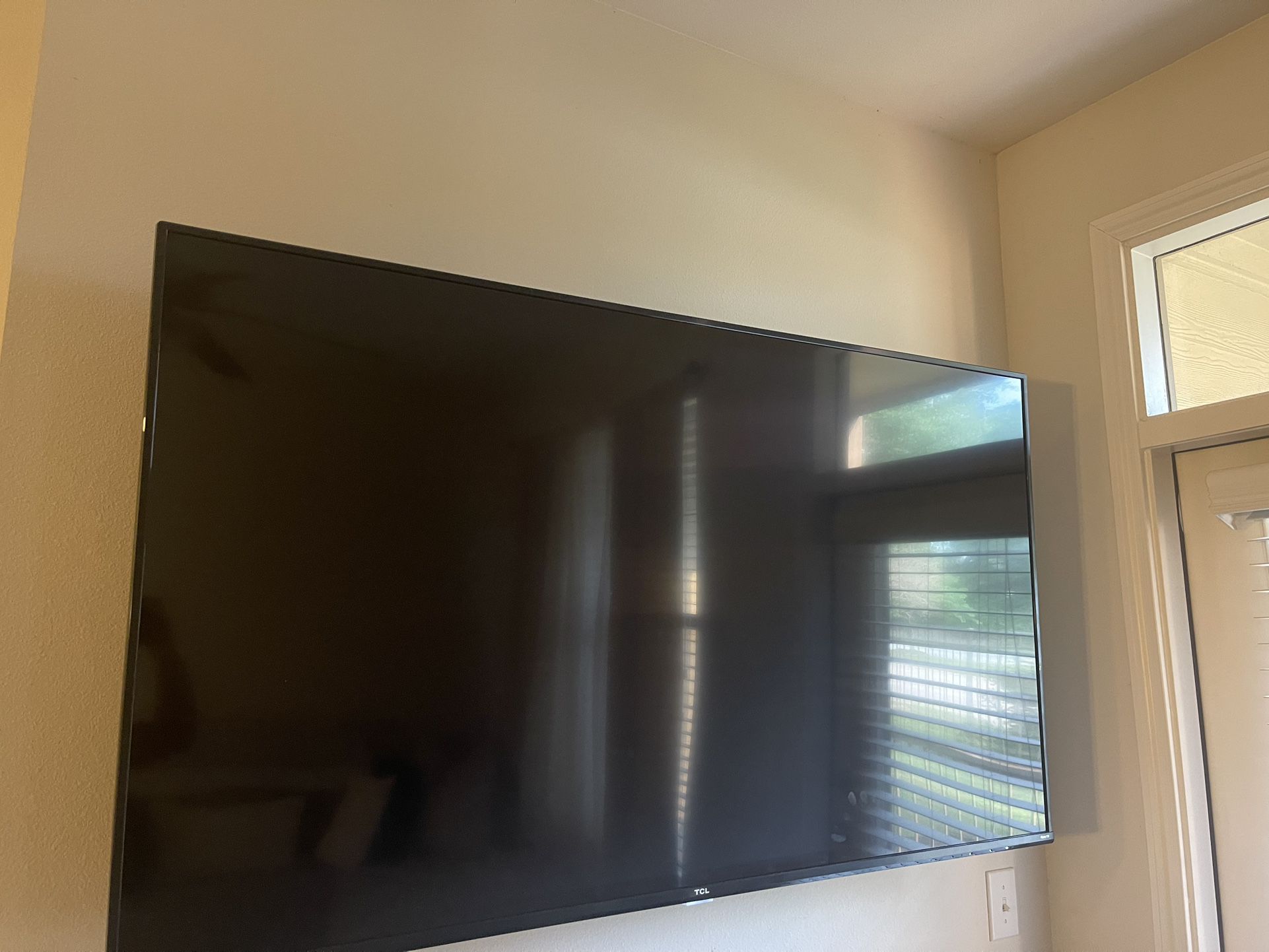 TCL Tv With Mount Included 65”