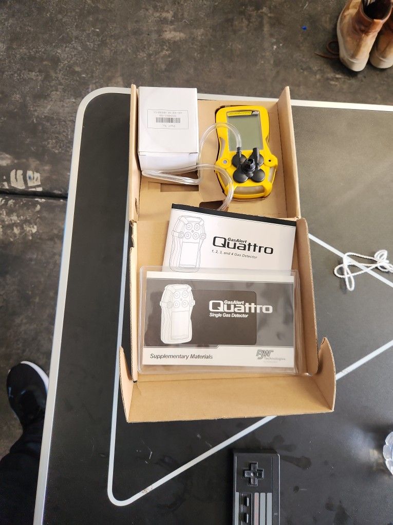 Quattro Gas Detector