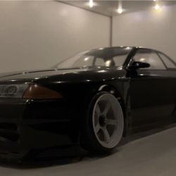 1/10 RC Drift R32 Skyline Body