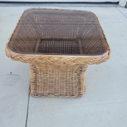 Ratan Table smoked glass - 25"×25", 22.5" tall. 