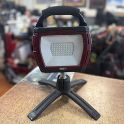 Matco Tools Swivel Flood Light 3000 Lumens