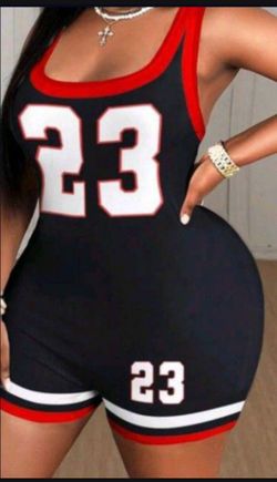 Plus -size women clothing