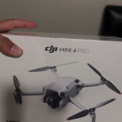 DJI Mini 4 