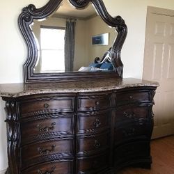 Dresser For Sale