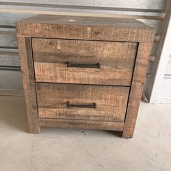 2 Drawer Nightstand 