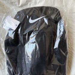 NIKE Brasilia 9.5 Medium Backpack