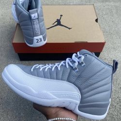 Air Jordan 12