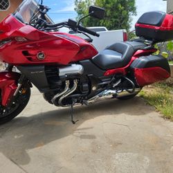 2014 honda ctx 1300