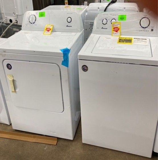 Amana washer and dryer NTW FW33.5 ft.³ 54 for Sale in Jacksonville, FL