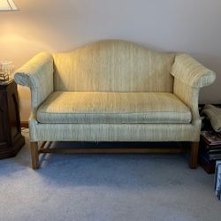 Pennsylvania House Loveseat