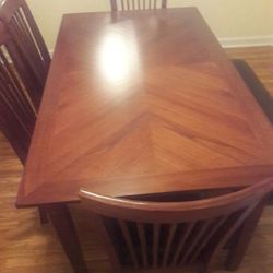 Beautiful Dining Room Set $375 OBO!!!