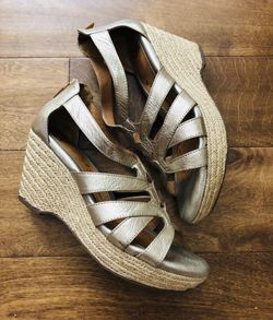 SOFT Brand: Leather Wedges