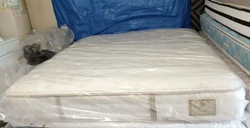 King Size Mattress (Colchón King Size)