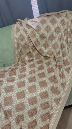 Bareeze used like new full size shawl
