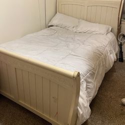 Full Bedframe Set With Matt