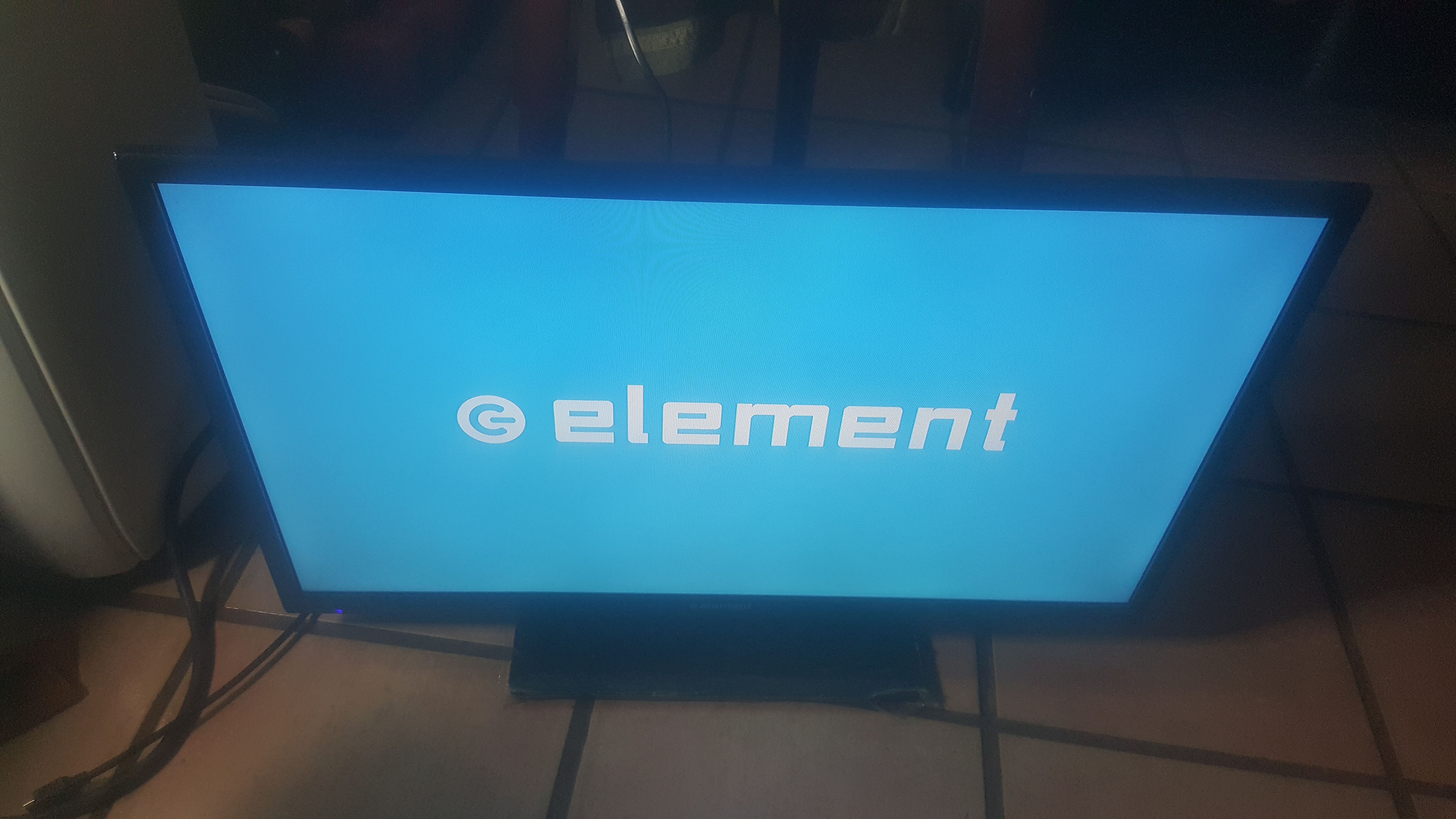 tv element 32" not control
