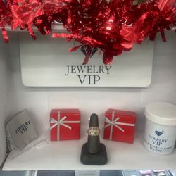 Lady Cluster Diamond Ring