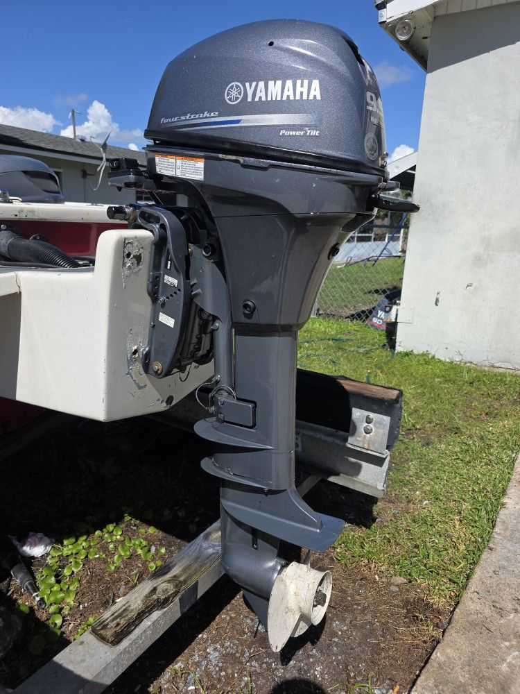 🛥️ Yamaha 9.9HP High Thrust 4-Stroke Outboard – Power Tilt – T9.9XPB
