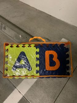 Nice   alphabetical rugs available 95134