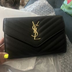 Black Purse