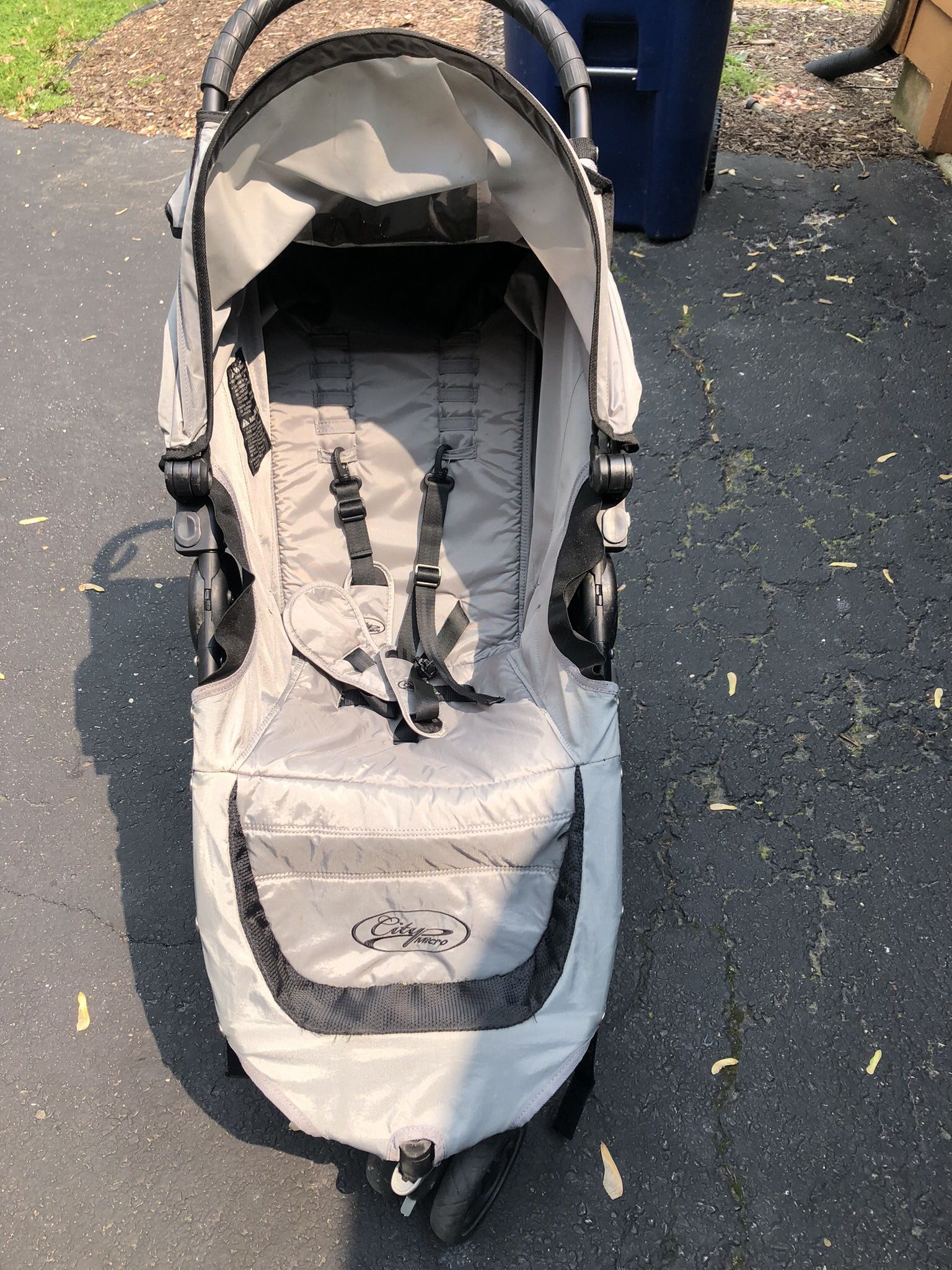 Baby jogger stroller