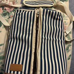 New 2 Bottle Wine Carrier