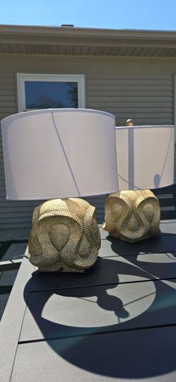 Night stand lamps.