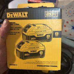 brand New Dewalt 20 V 88H Batteries