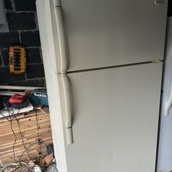 Fridge W30x63H