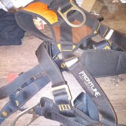 Frontline Fall Protection  Safety Harness