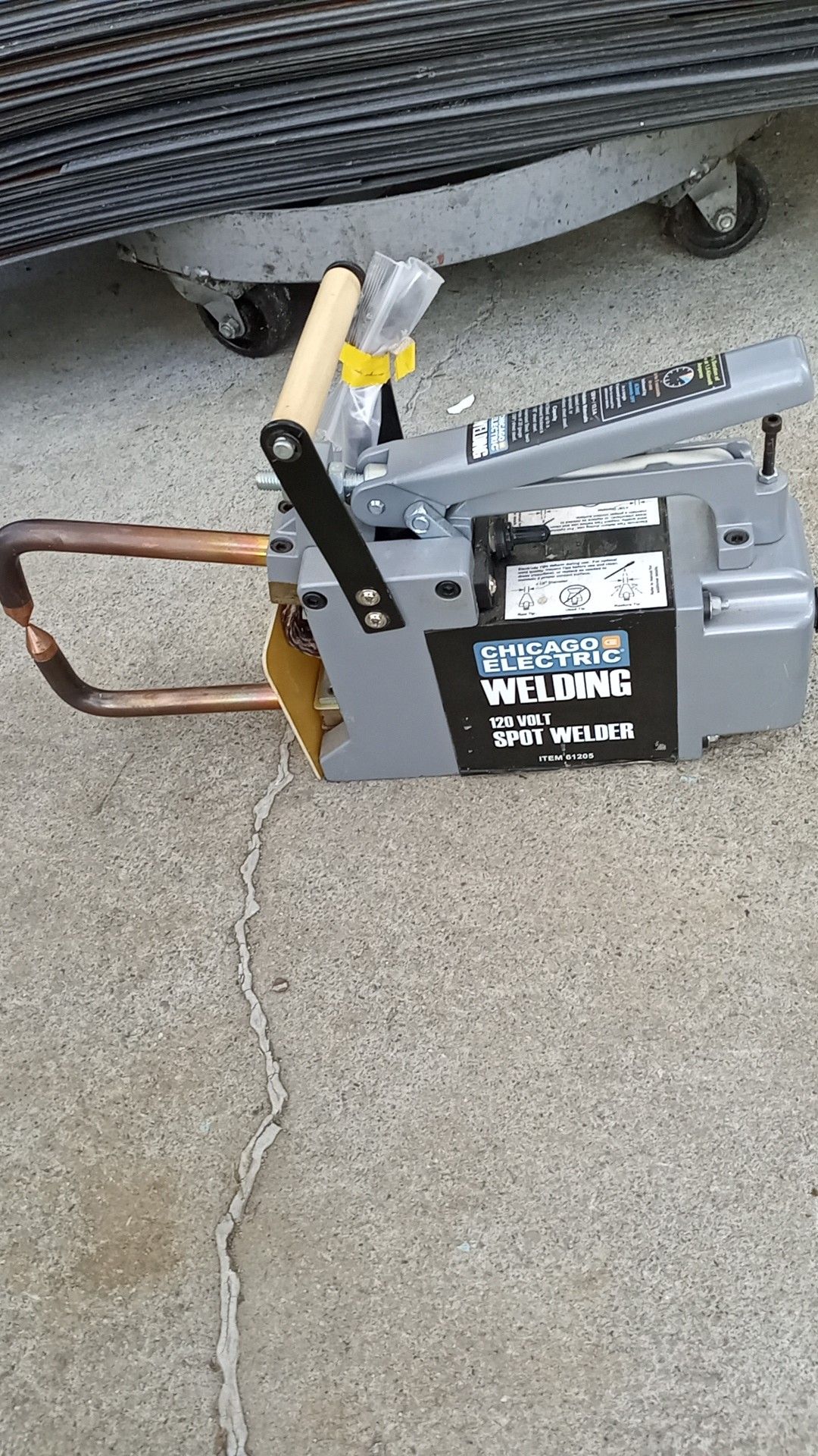 Portable spot welder 110 volts works great