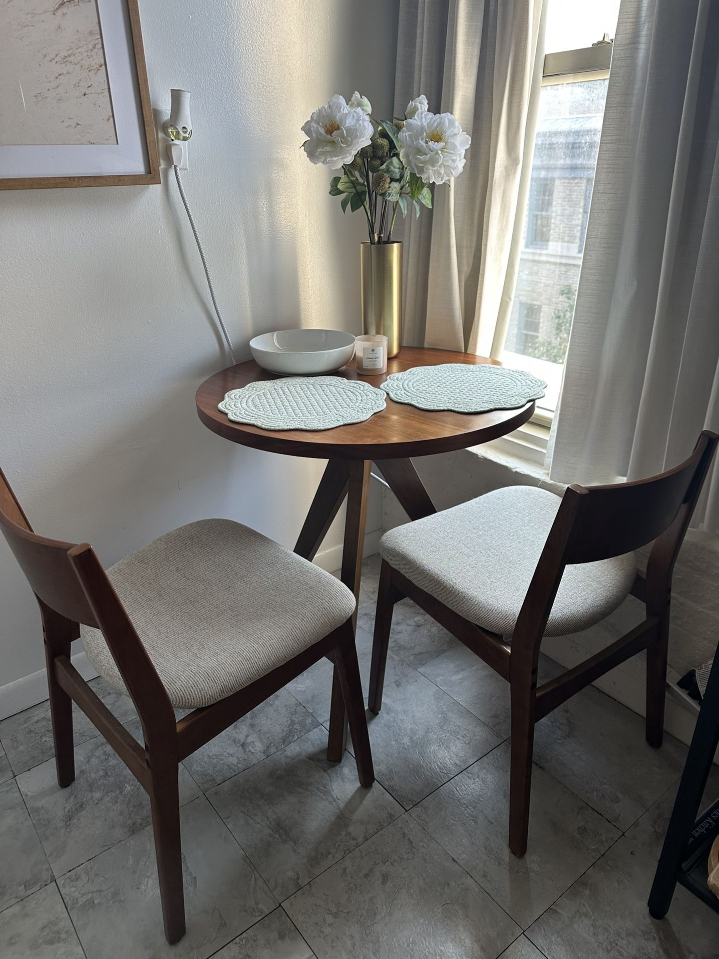 West Elm Dining Table And Chairs