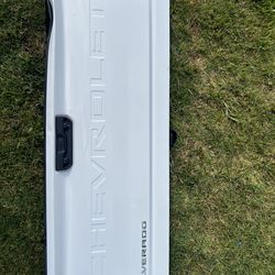 Slverado Tail Gate i