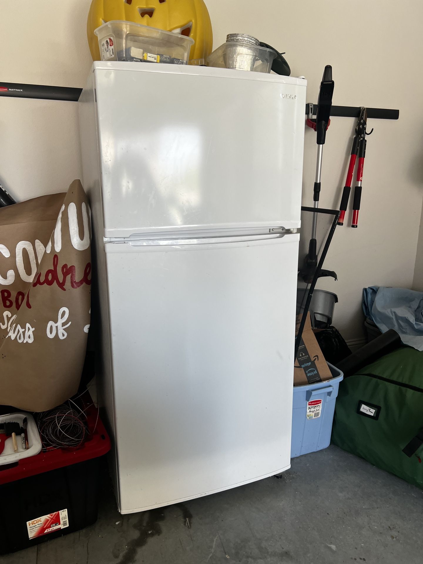 Refrigerator