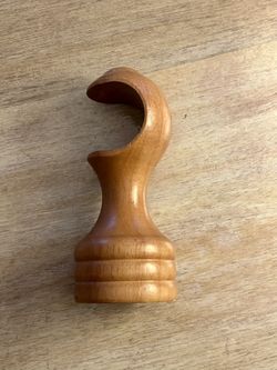 Single wooden curtain rod bracket
