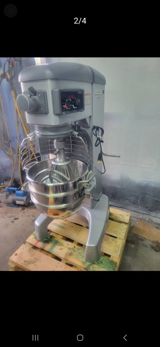 Hobart 30 Quart Mixer (BRAND NEW!!!!!!)